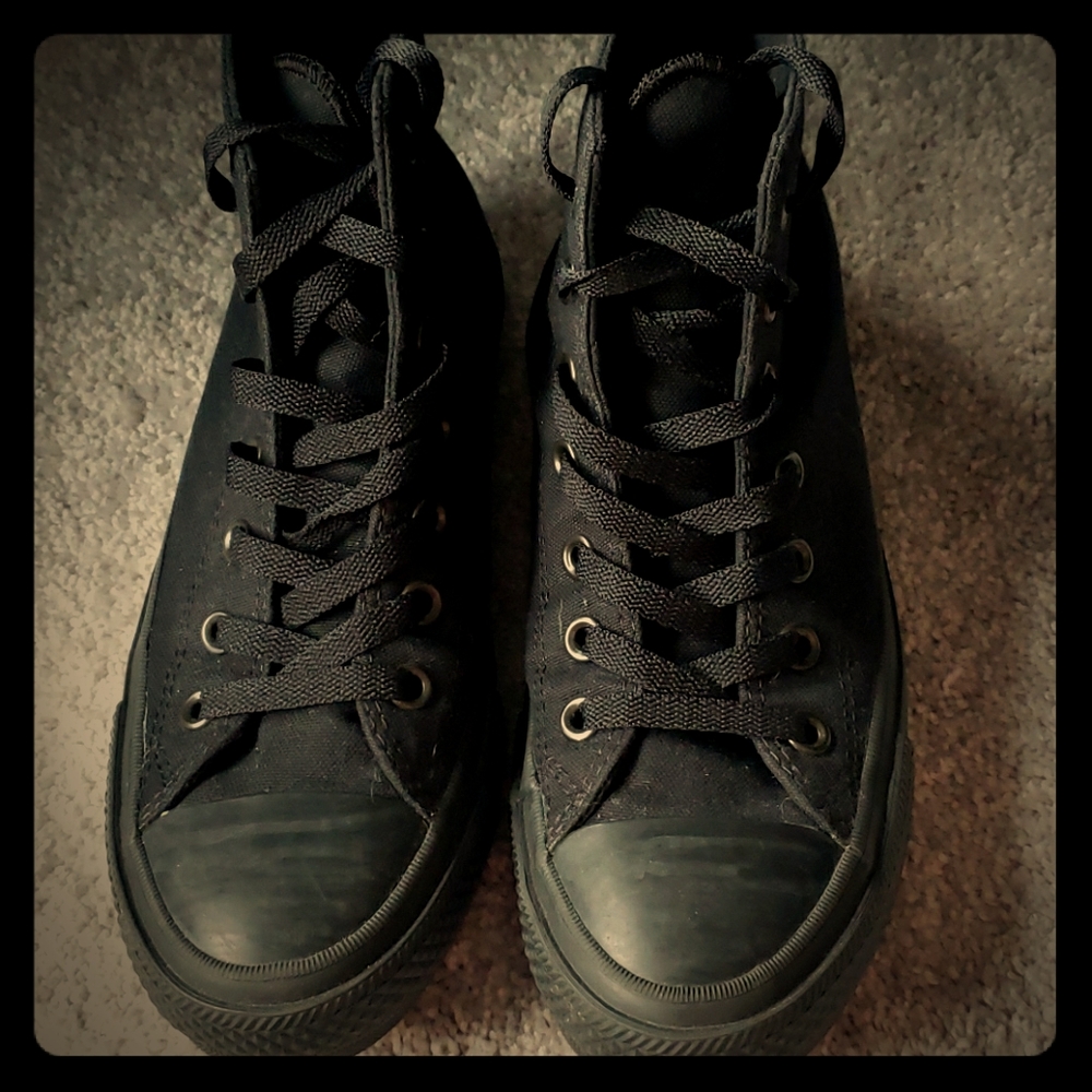 Converse all star black high tops